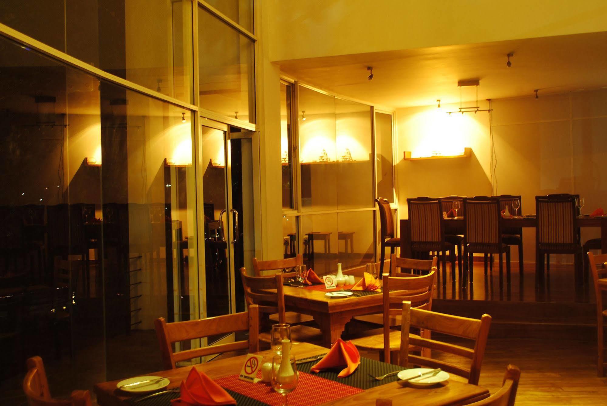 Hotel Hotel See Kandy Kandy