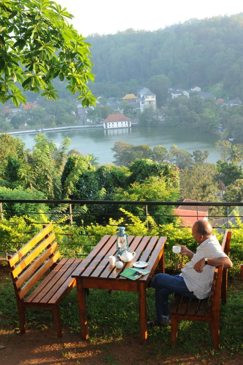 Hotel See Kandy Отель