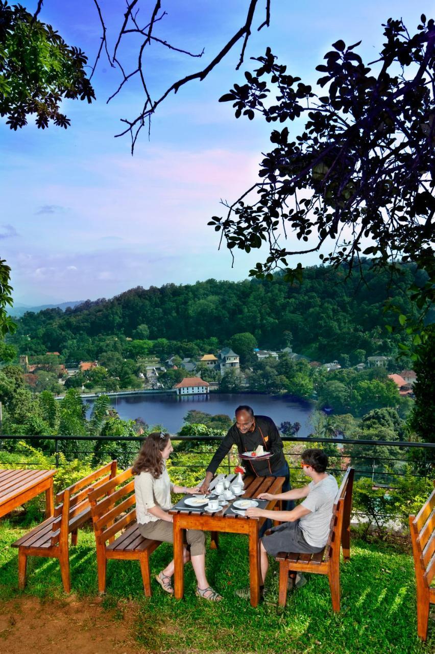 Hotel See Kandy Отель